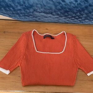 Elegant Rust Ribbed Sweater